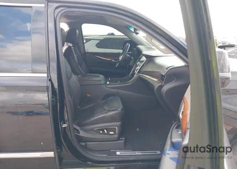 2016 Cadillac Escalade Luxury Collection z USA, uszkodzony, nr VIN 1GYS3BKJ9GR249401